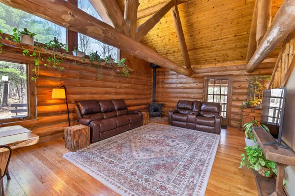 $829,000 | 837 East Whitetail Drive, Midland, MI 48640