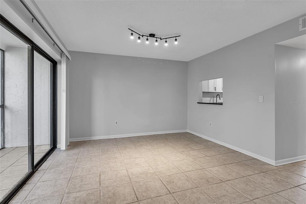 1508 Pelican Cove Road, Unit 231 Sarasota, FL 34231 - Photo 18 of 43