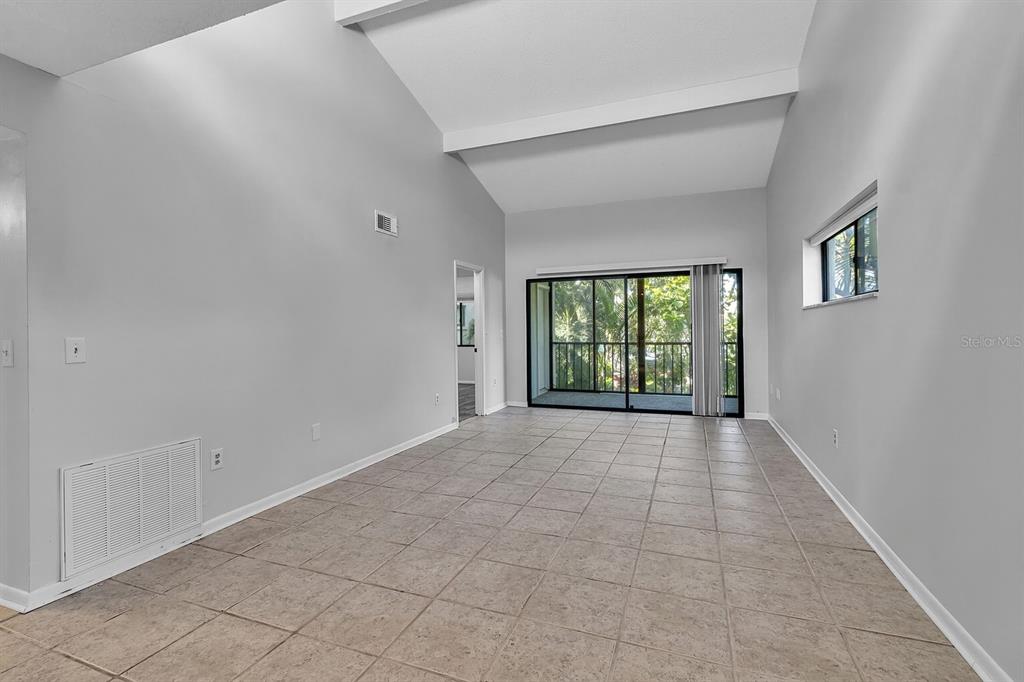 1508 Pelican Cove Road, Unit 231 Sarasota, FL 34231 - Photo 22 of 43