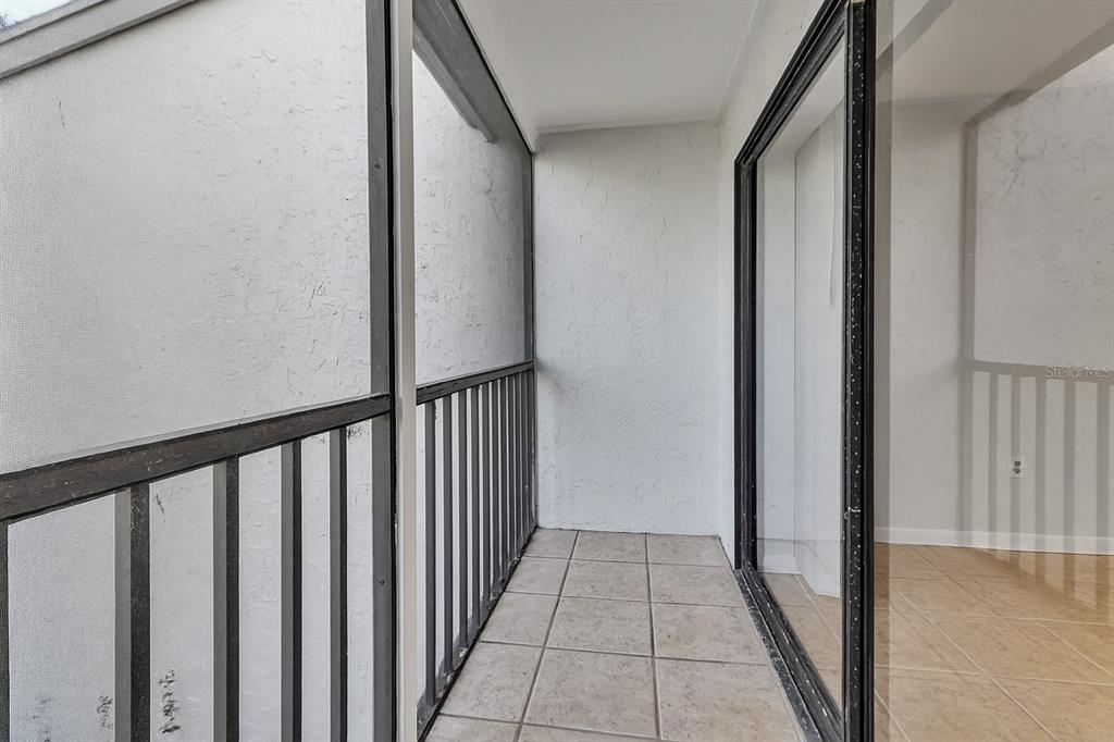 1508 Pelican Cove Road, Unit 231 Sarasota, FL 34231 - Photo 24 of 43