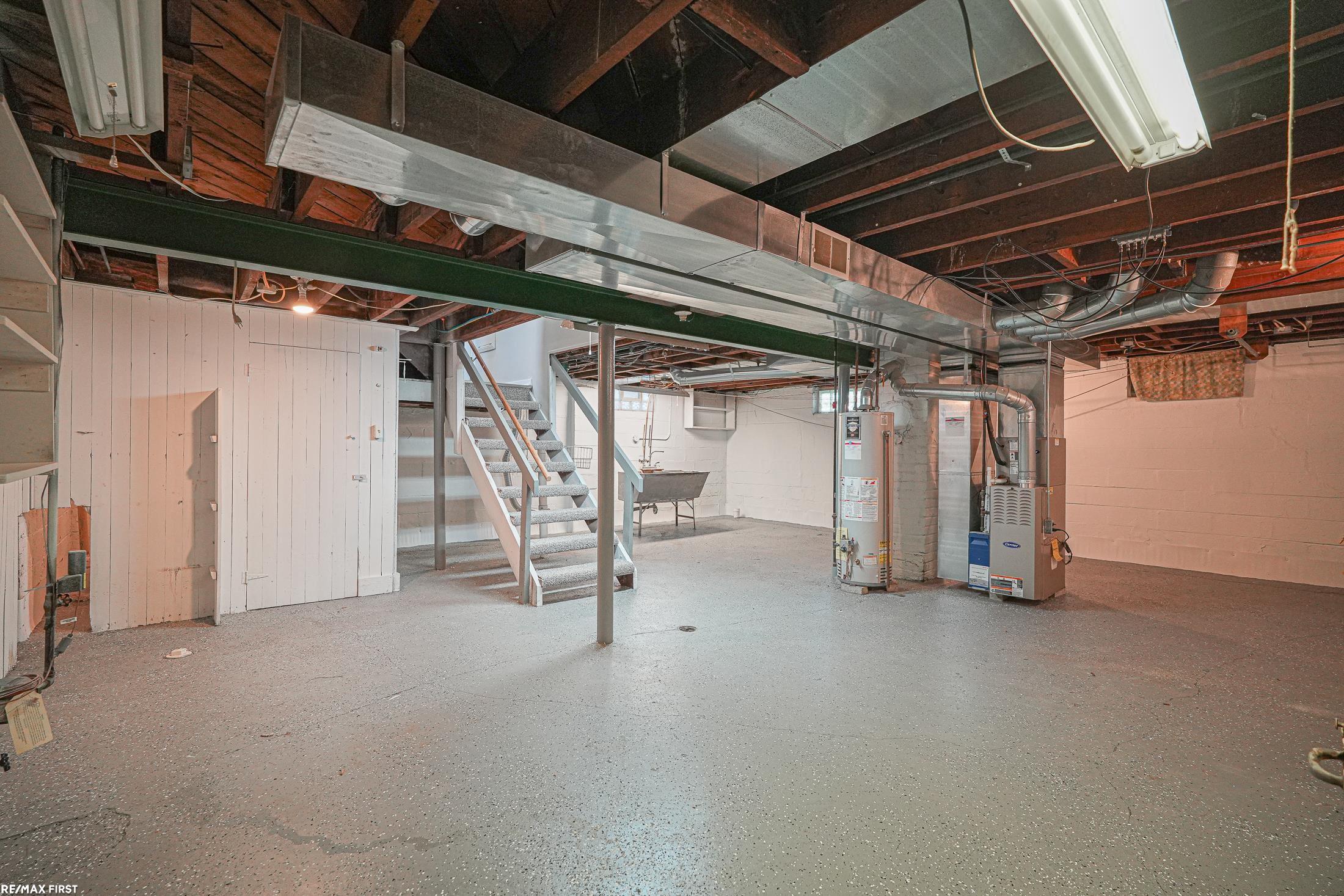 21716 Rausch Avenue Eastpointe, MI 48021 - Photo 23 of 25 50145304-f5203341-9b12-4370-921b-0130d441c735.JPG