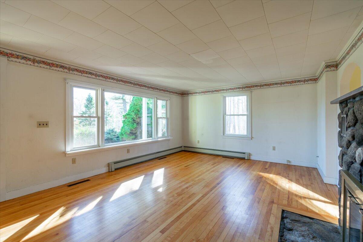 560 Belfast Road Camden, ME 04843 - Photo 10 of 51 560 Belfast Road, Camden