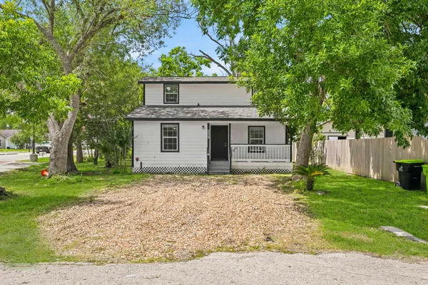 $1,800 | 1501 Maiden Lane, Richmond, TX 77469