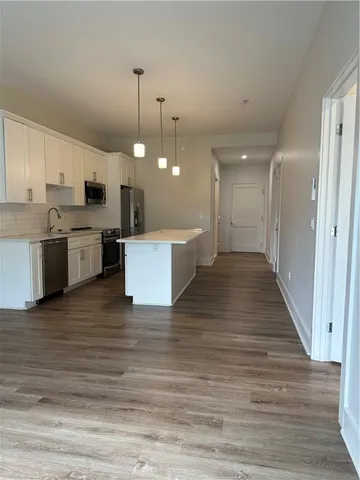 $2,295 | 468 West Fountain Street, Unit 206, Providence, RI 02903