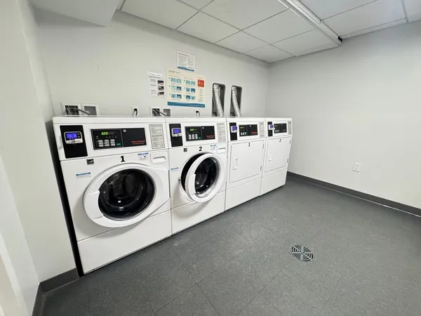 $3,400 | 250 Meridian Street, Unit 204, Boston, MA 02128