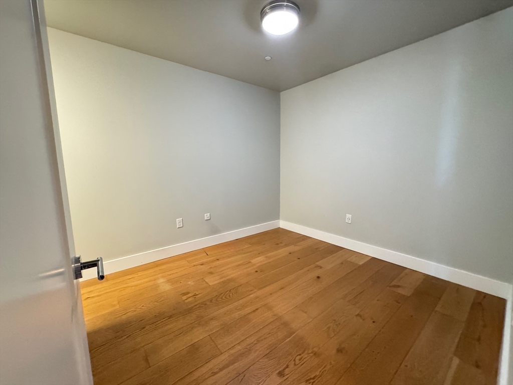 250 Meridian Street, Unit 204 Boston, MA 02128 - Photo 10 of 18