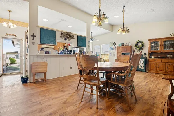 $189,900 | 1108 Savannah Drive, Ennis, TX 75119