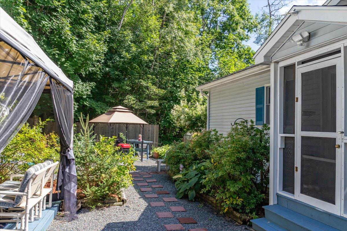 8 Mariners Reach Sullivan, ME 04664 - Photo 46 of 85 011-8 Mariners Reach Exteriors-33