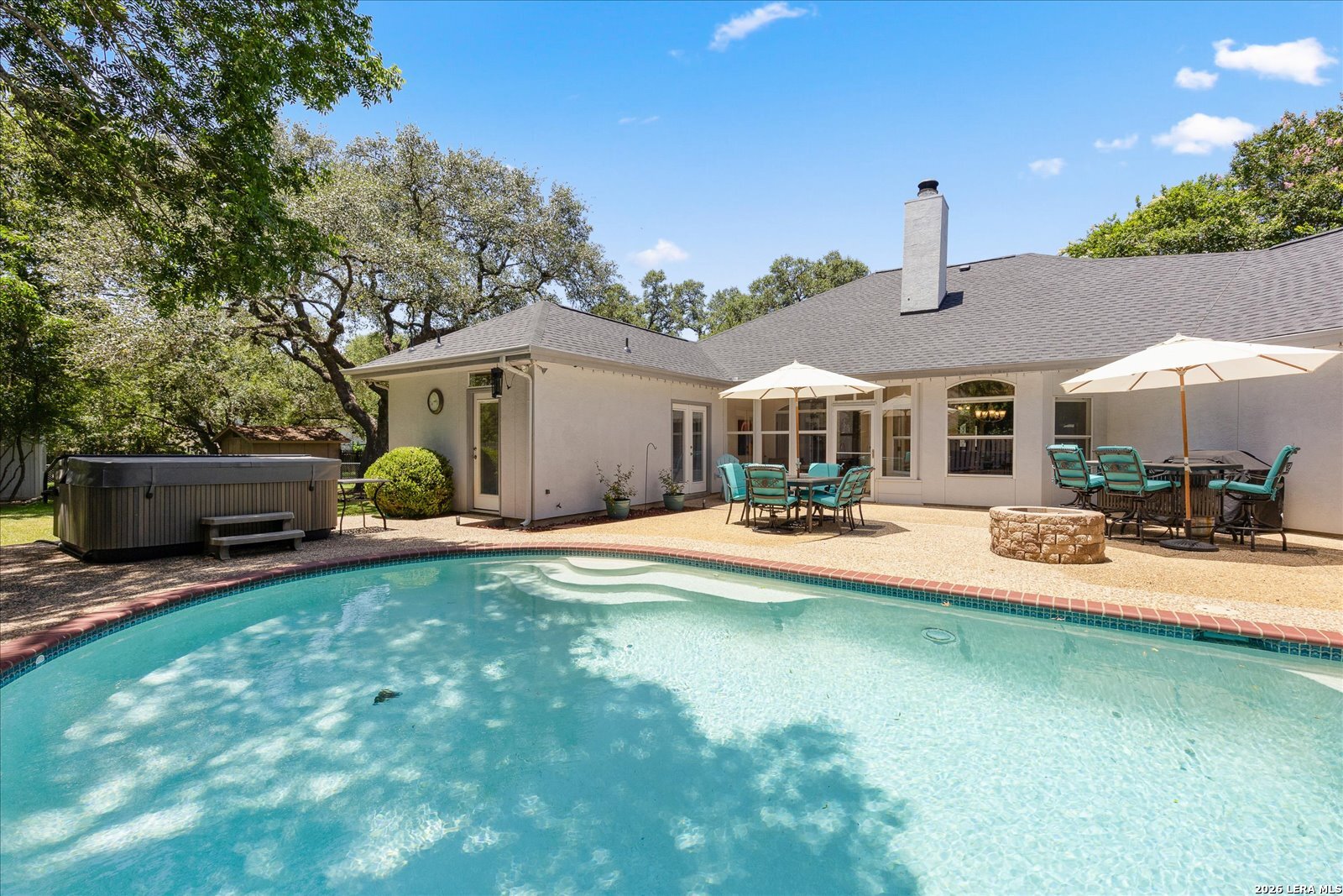 29705 Saddleback Circle Fair Oaks Ranch, TX 78015 - Photo 2 of 45