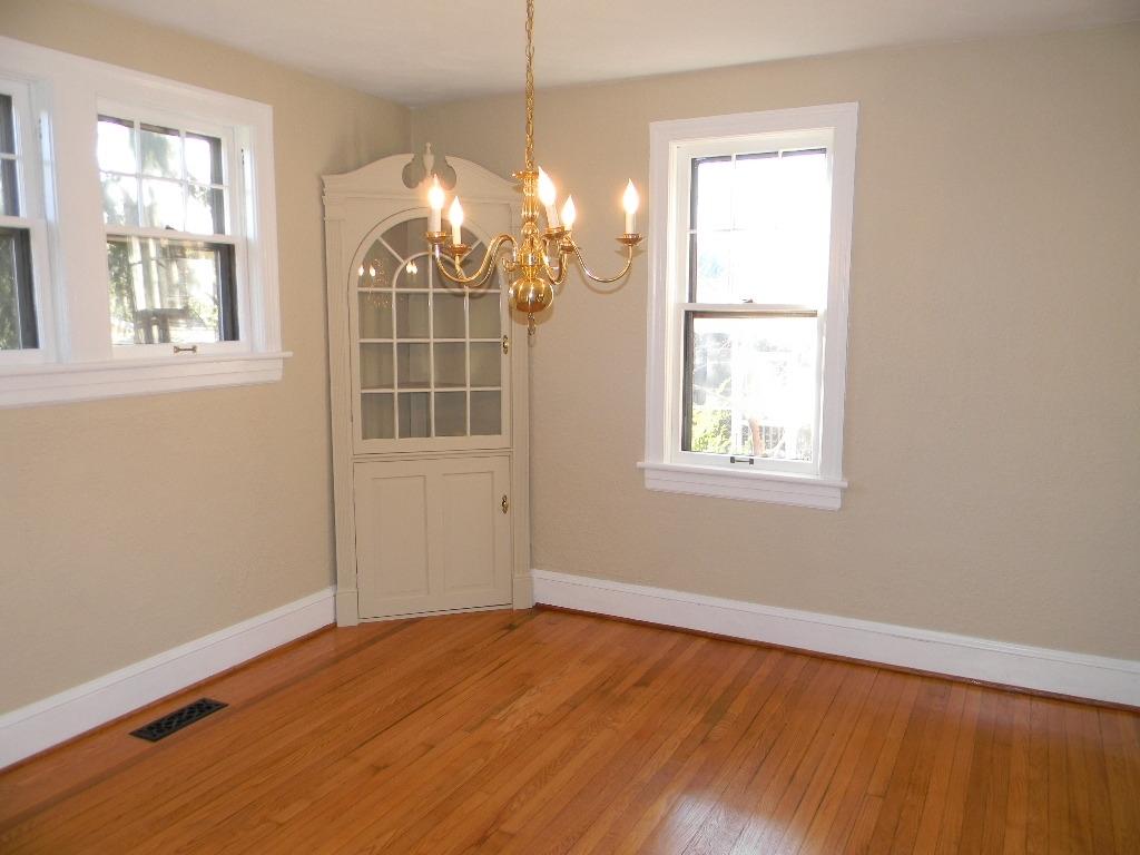 1810 Warrington Road Southwest Roanoke, VA 24015 - Photo 8 of 23 Dining Room