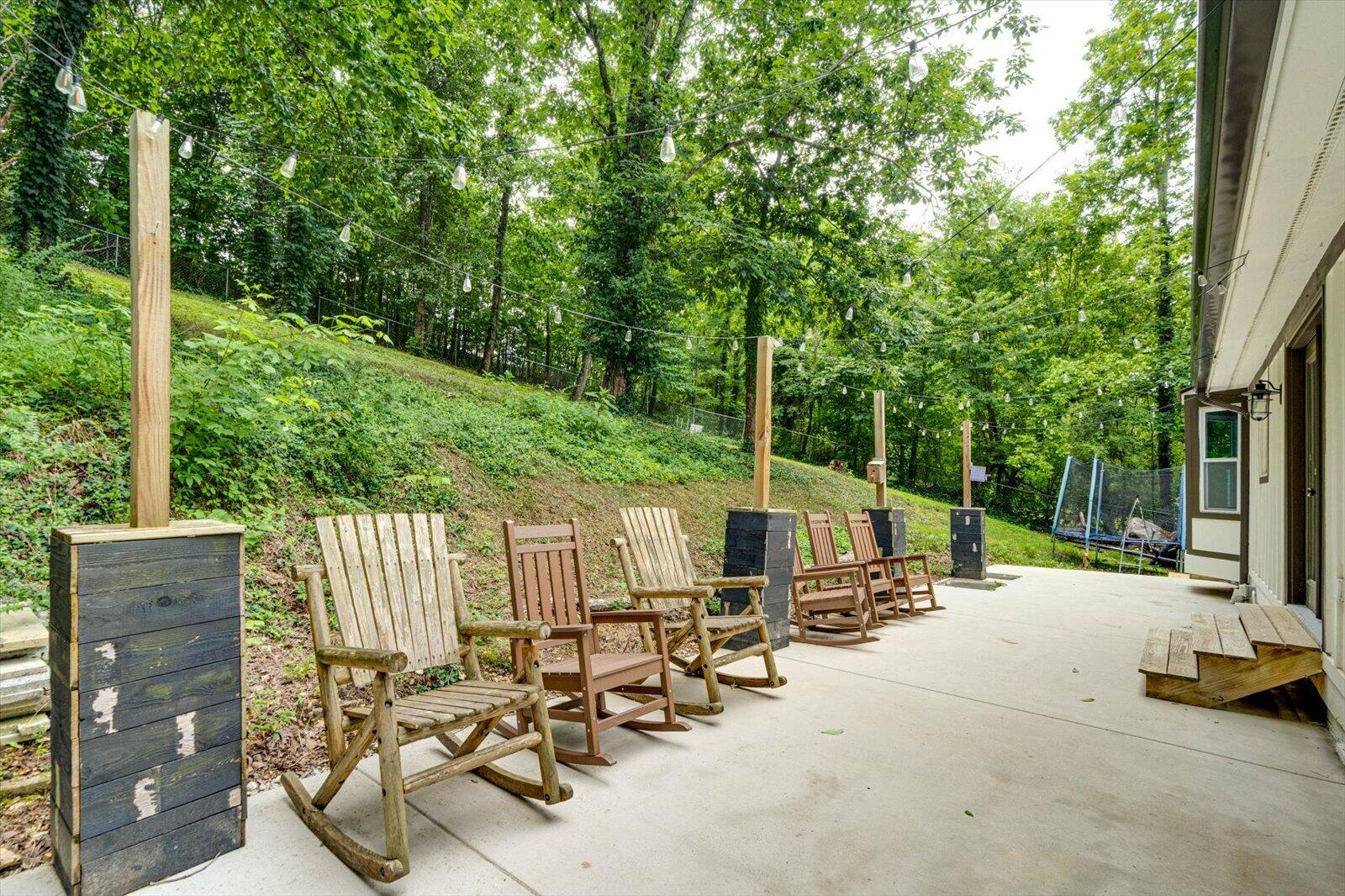 9302 Rockshire Lane Chattanooga, TN 37421 - Photo 33 of 40 34-9302 Rockshire-34