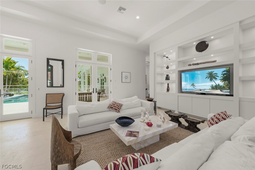 2297 Wulfert Road Sanibel, FL 33957 - Photo 8 of 50