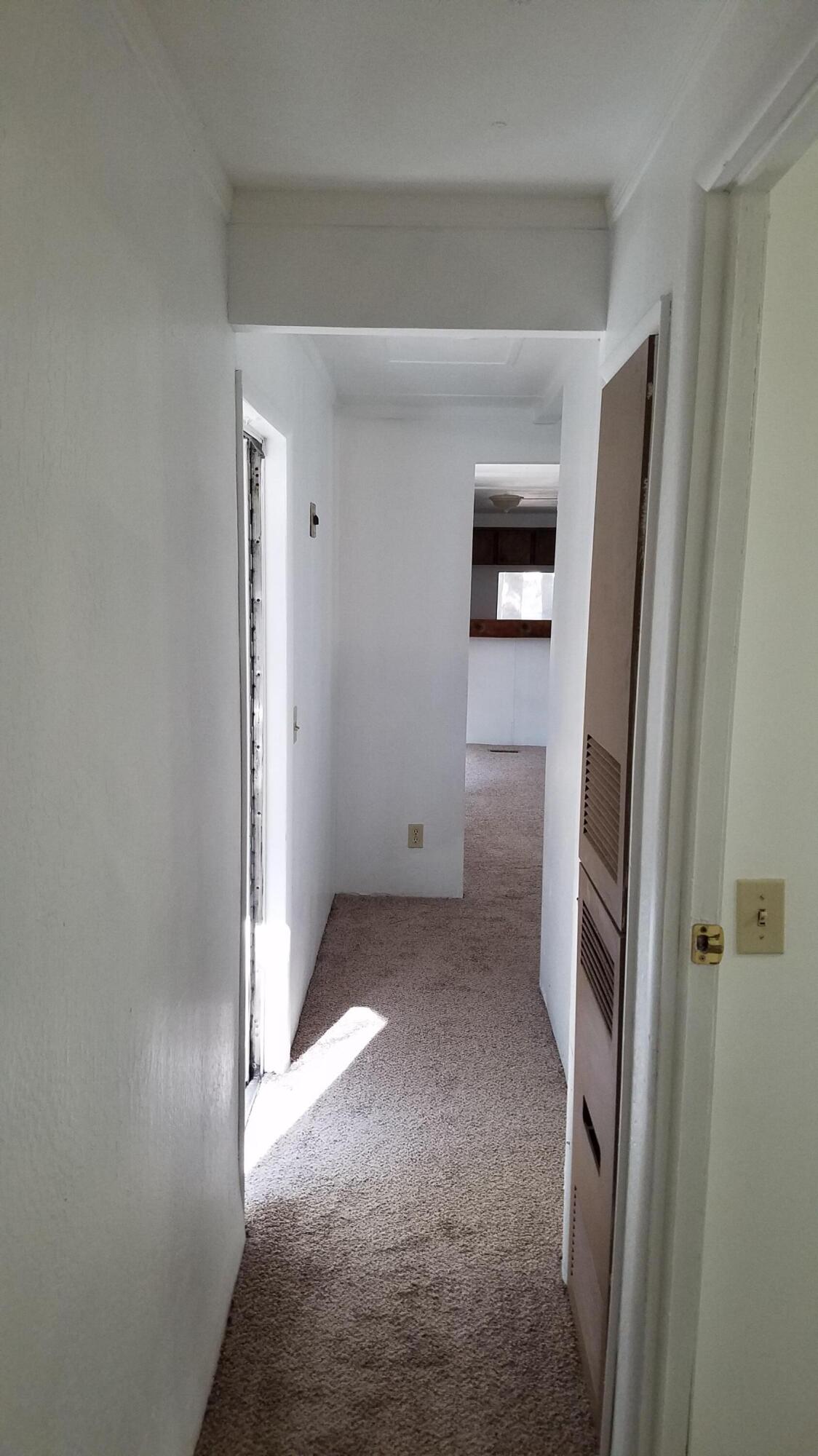33153 Sites Road Shingletown, CA 96088 - Photo 27 of 33 Hall