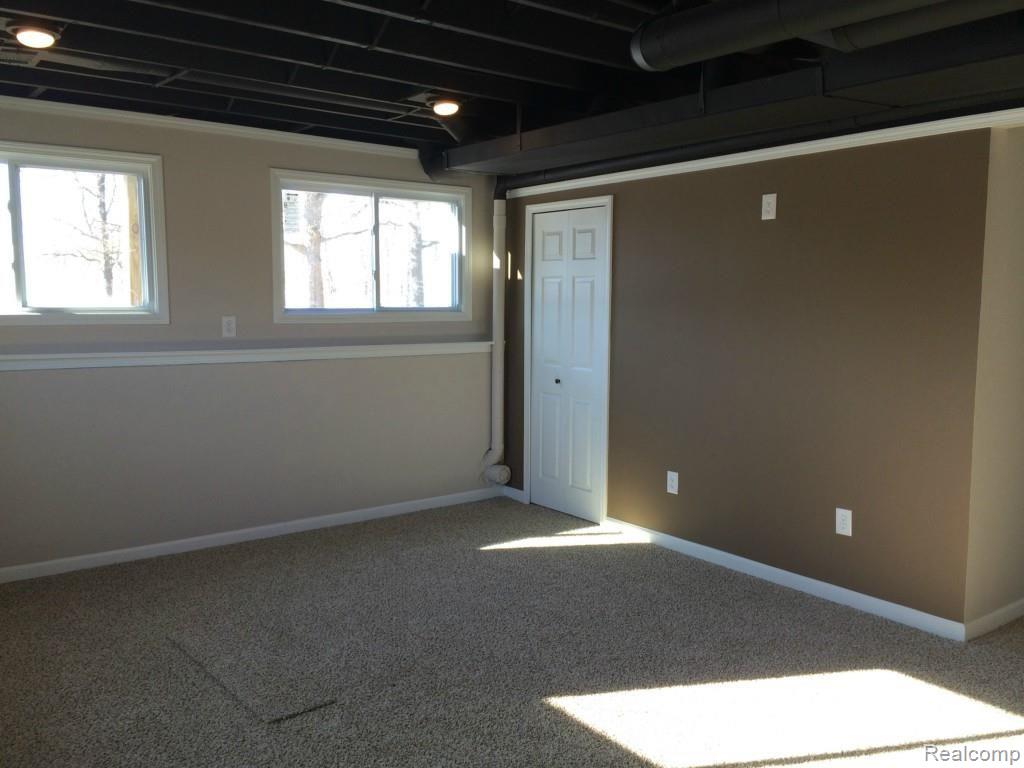 5262 Oleksyn Road Flint, MI 48504 - Photo 52 of 60 32614 Horseshoe oleksyn 506.jpg