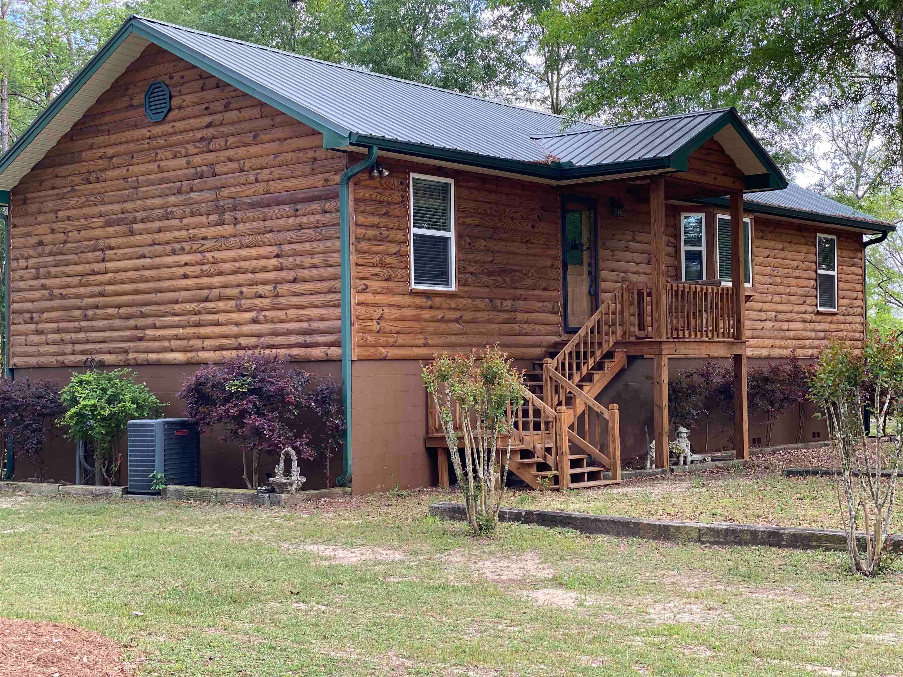 27821 Harbor Road Andalusia, AL 36421 - Photo 2 of 18 Gallery Image 2