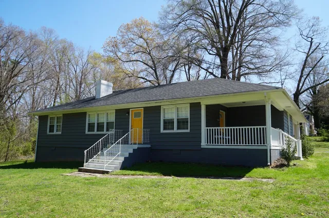 $200,000 | 203 Marshall Street, Brookneal, VA 24528