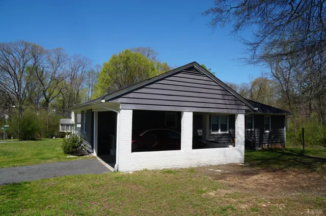 $200,000 | 203 Marshall Street, Brookneal, VA 24528