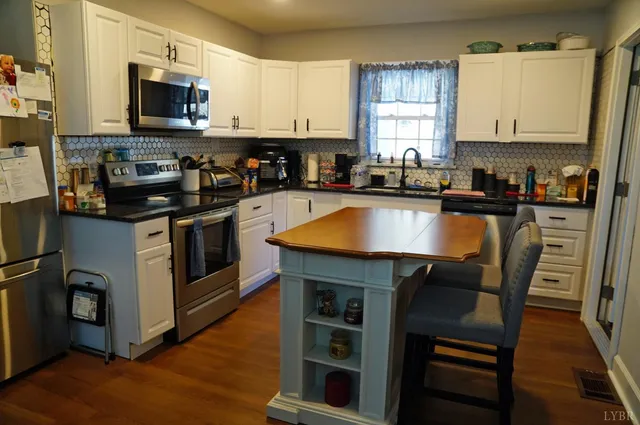 $200,000 | 203 Marshall Street, Brookneal, VA 24528