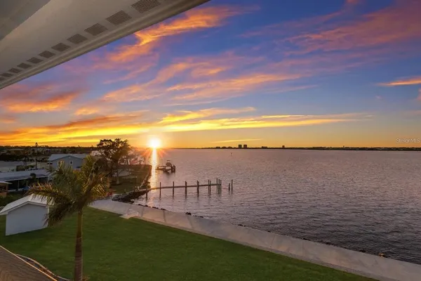 $4,250,000 | 208 22nd St Court Northeast, Bradenton, FL 34208