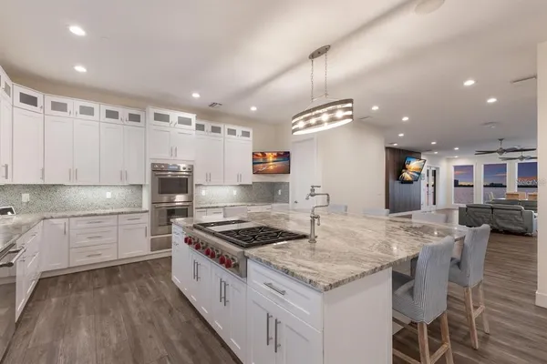 $4,250,000 | 208 22nd St Court Northeast, Bradenton, FL 34208