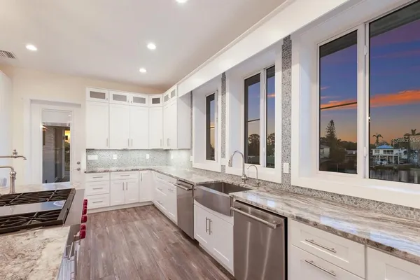 $4,250,000 | 208 22nd St Court Northeast, Bradenton, FL 34208