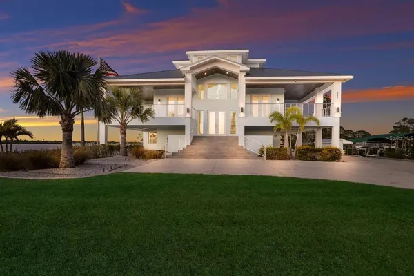 $4,250,000 | 208 22nd St Court Northeast, Bradenton, FL 34208
