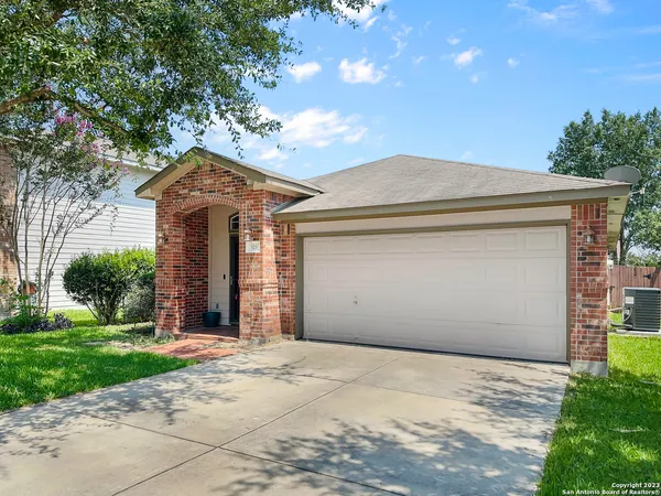 $1,800 | 325 Longhorn Way, Cibolo, TX 78108