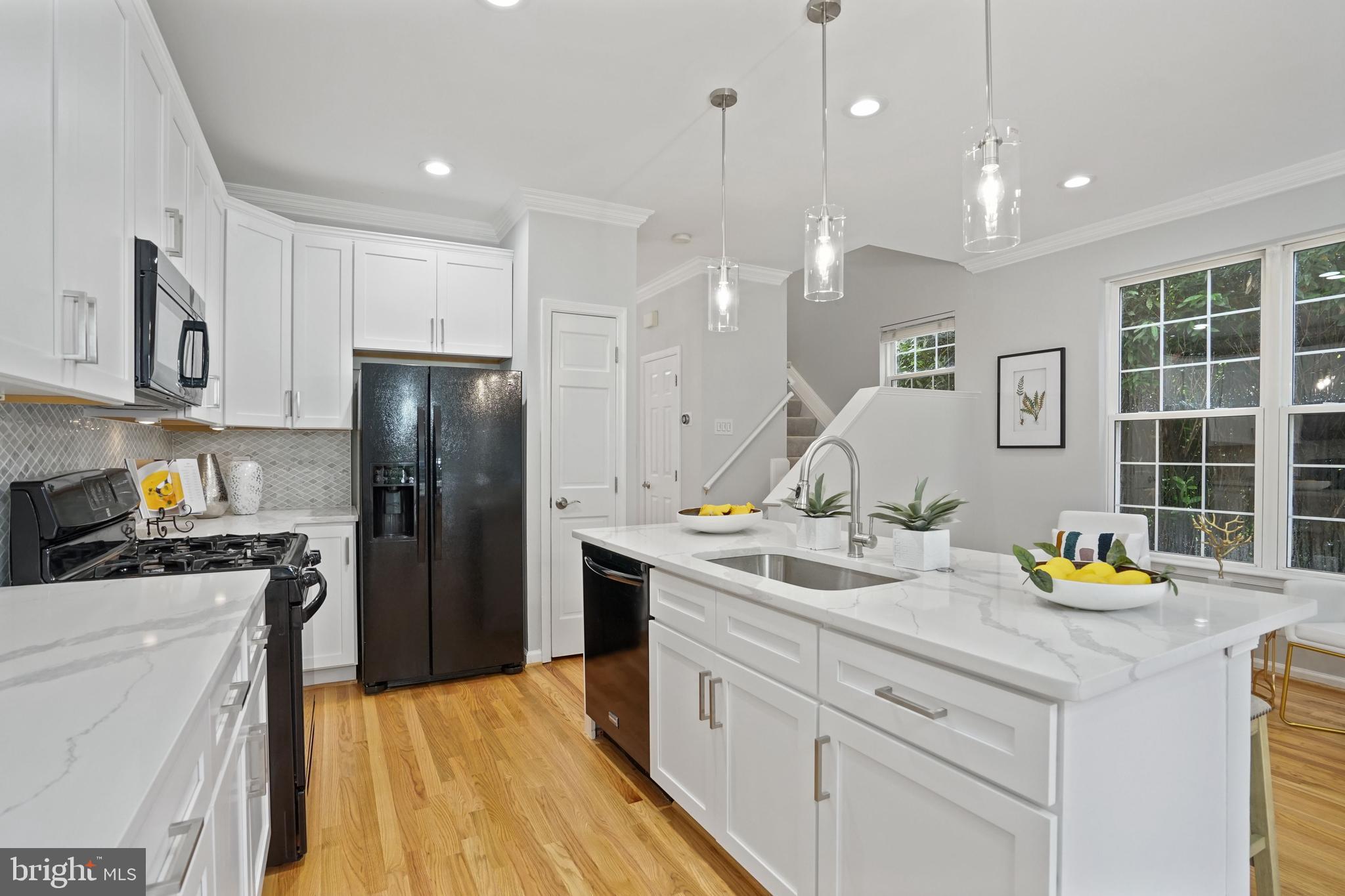 1236 Vintage Place Reston, VA 20194 - Photo 21 of 75