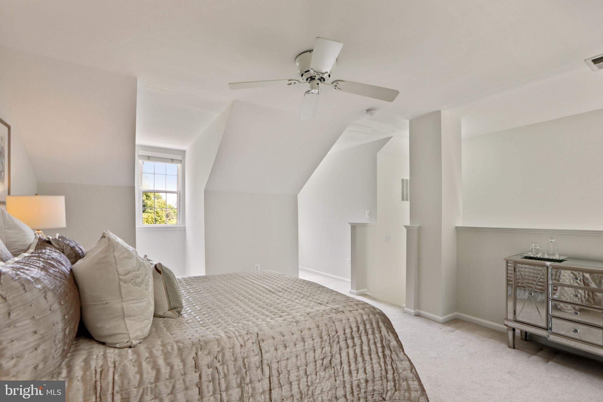 1236 Vintage Place Reston, VA 20194 - Photo 30 of 75