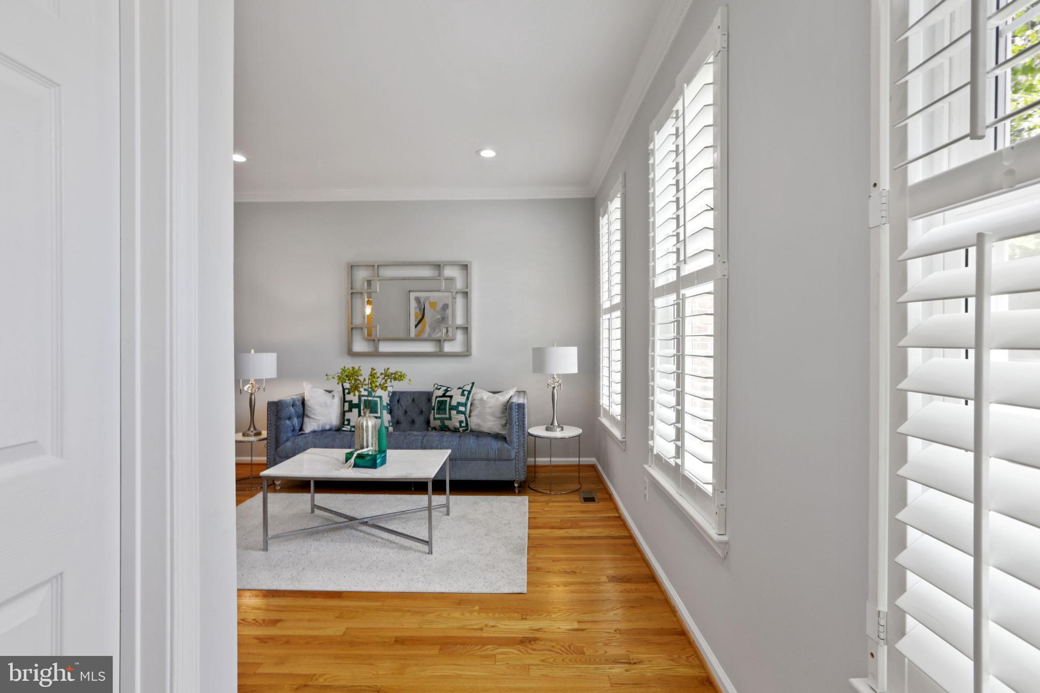 1236 Vintage Place Reston, VA 20194 - Photo 4 of 75