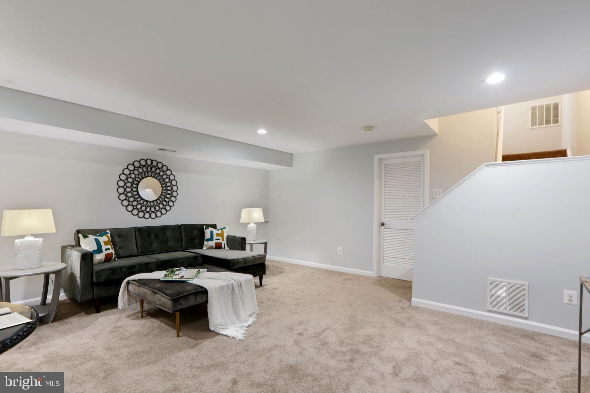 1236 Vintage Place Reston, VA 20194 - Photo 41 of 75