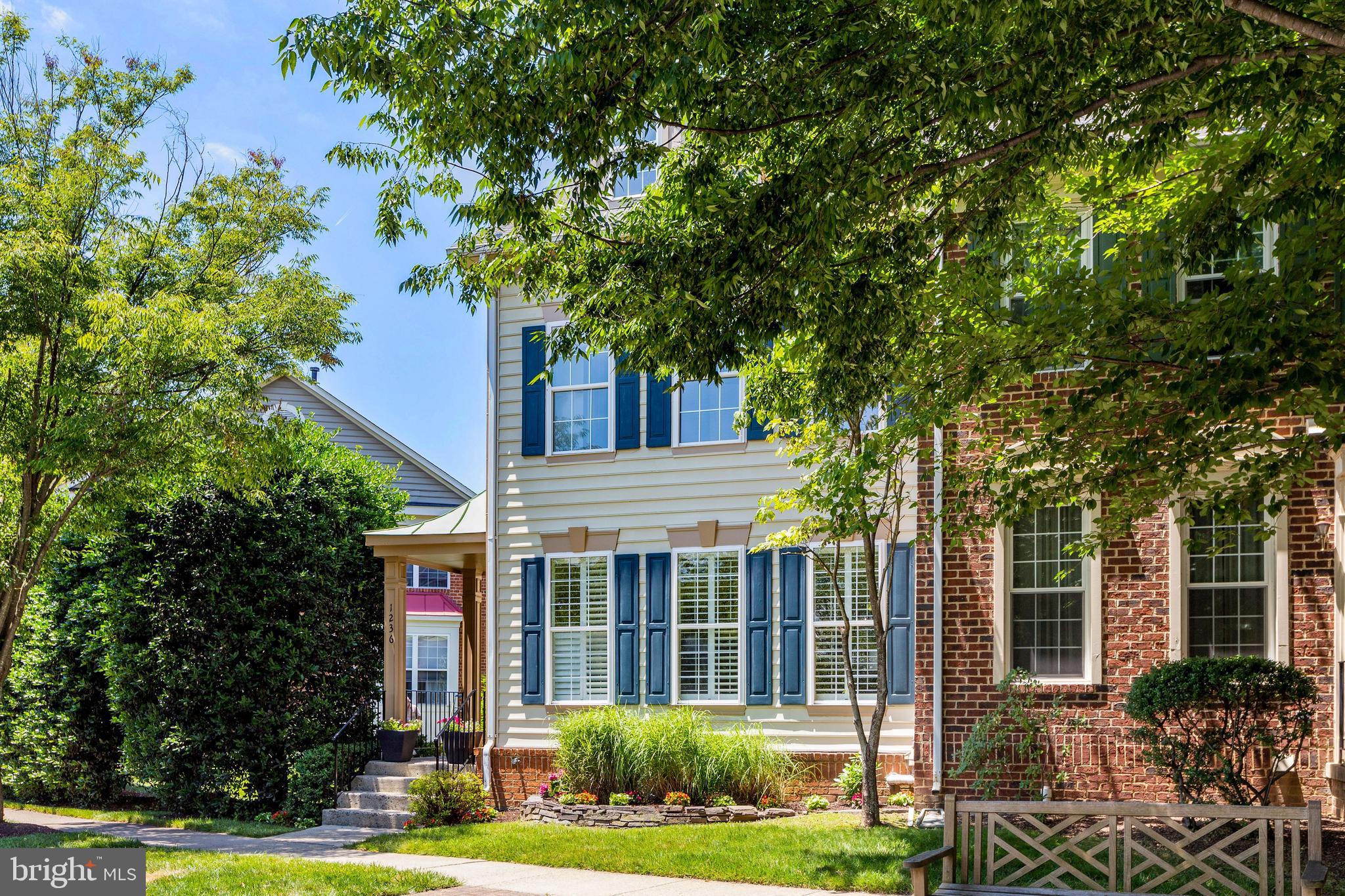 1236 Vintage Place Reston, VA 20194 - Photo 46 of 75