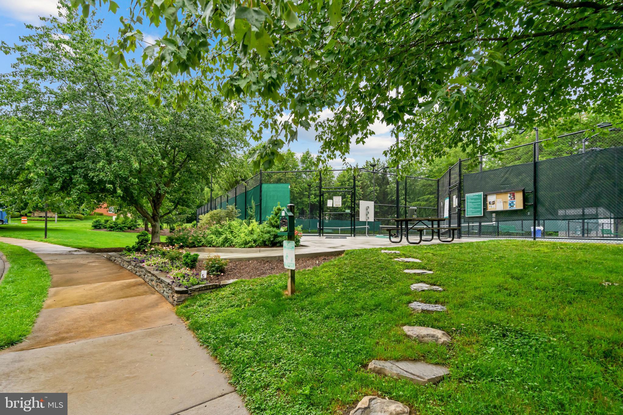 1236 Vintage Place Reston, VA 20194 - Photo 54 of 75