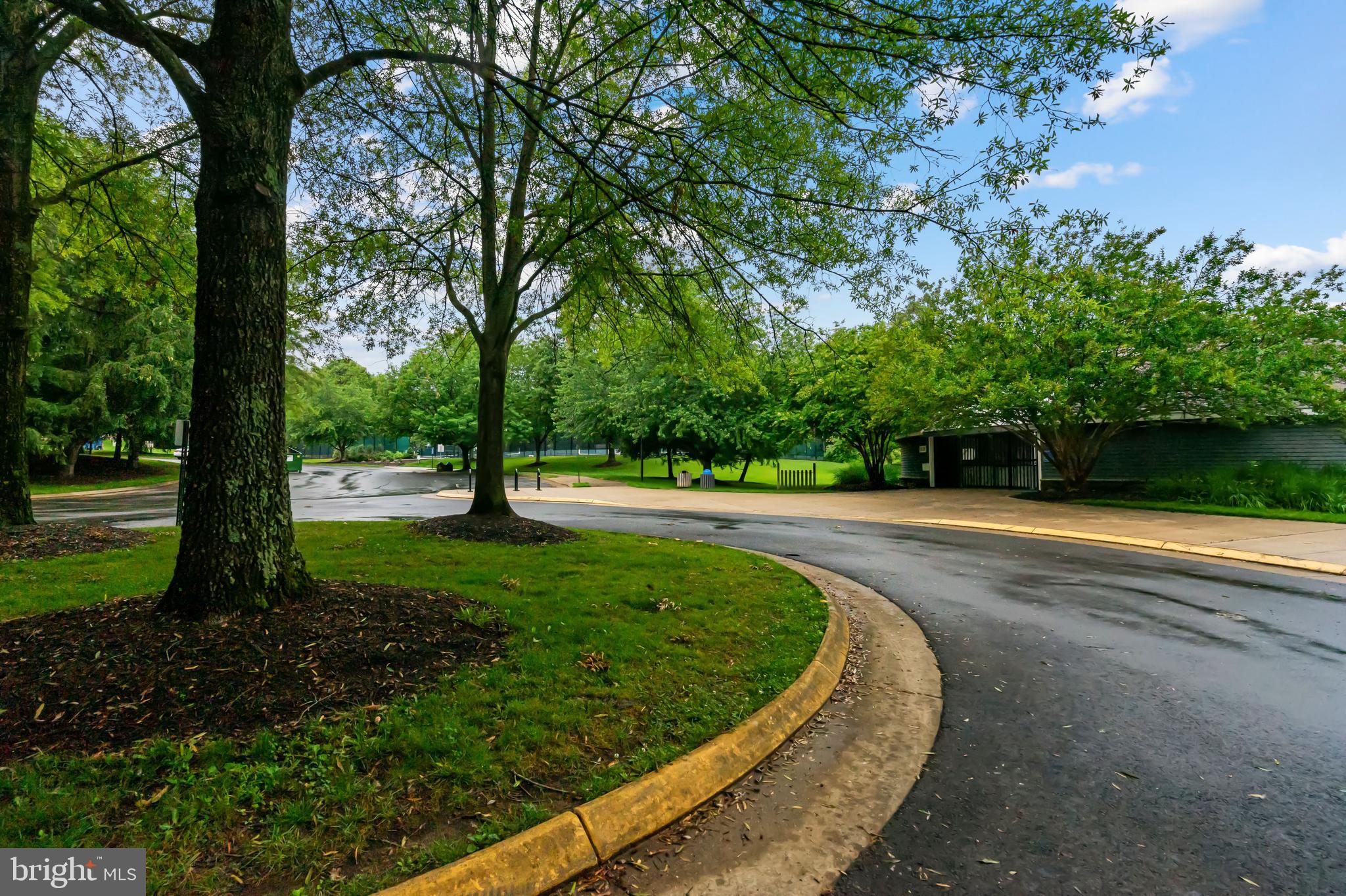 1236 Vintage Place Reston, VA 20194 - Photo 59 of 75