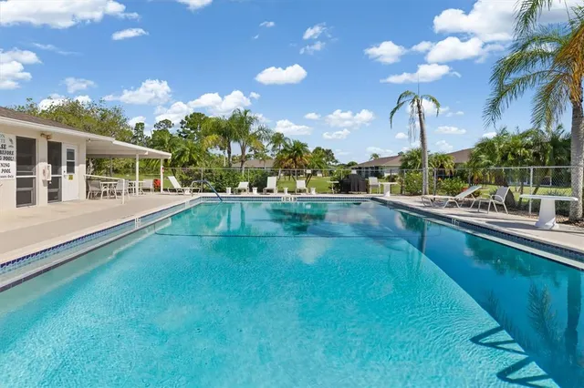 $154,000 | 12538 Southwest Kingsway Circle, Unit 505, Lake Suzy, FL 34269