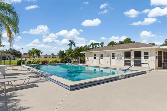 $154,000 | 12538 Southwest Kingsway Circle, Unit 505, Lake Suzy, FL 34269