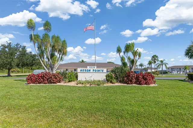$154,000 | 12538 Southwest Kingsway Circle, Unit 505, Lake Suzy, FL 34269