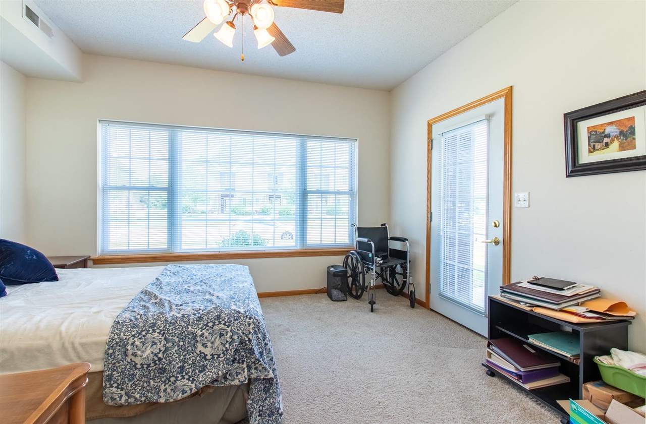 2969 Heinz Road, Unit 1 Iowa City, IA 52240 - Photo 7 of 18 Gallery Image 7