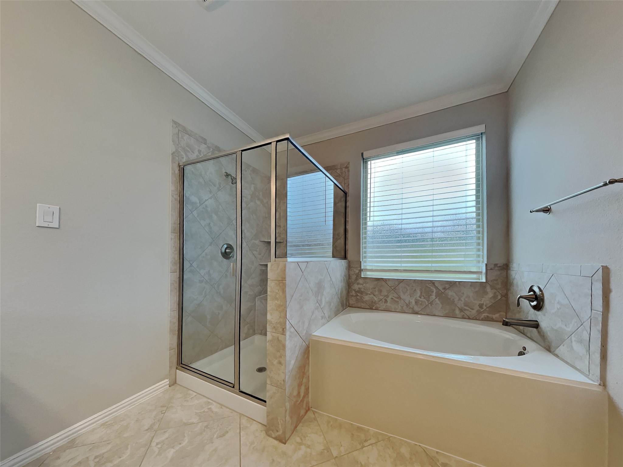 3434 Stablewood Grove Lane Spring, TX 77386 - Photo 11 of 22 a bathroom with a vanity bathtub and shower