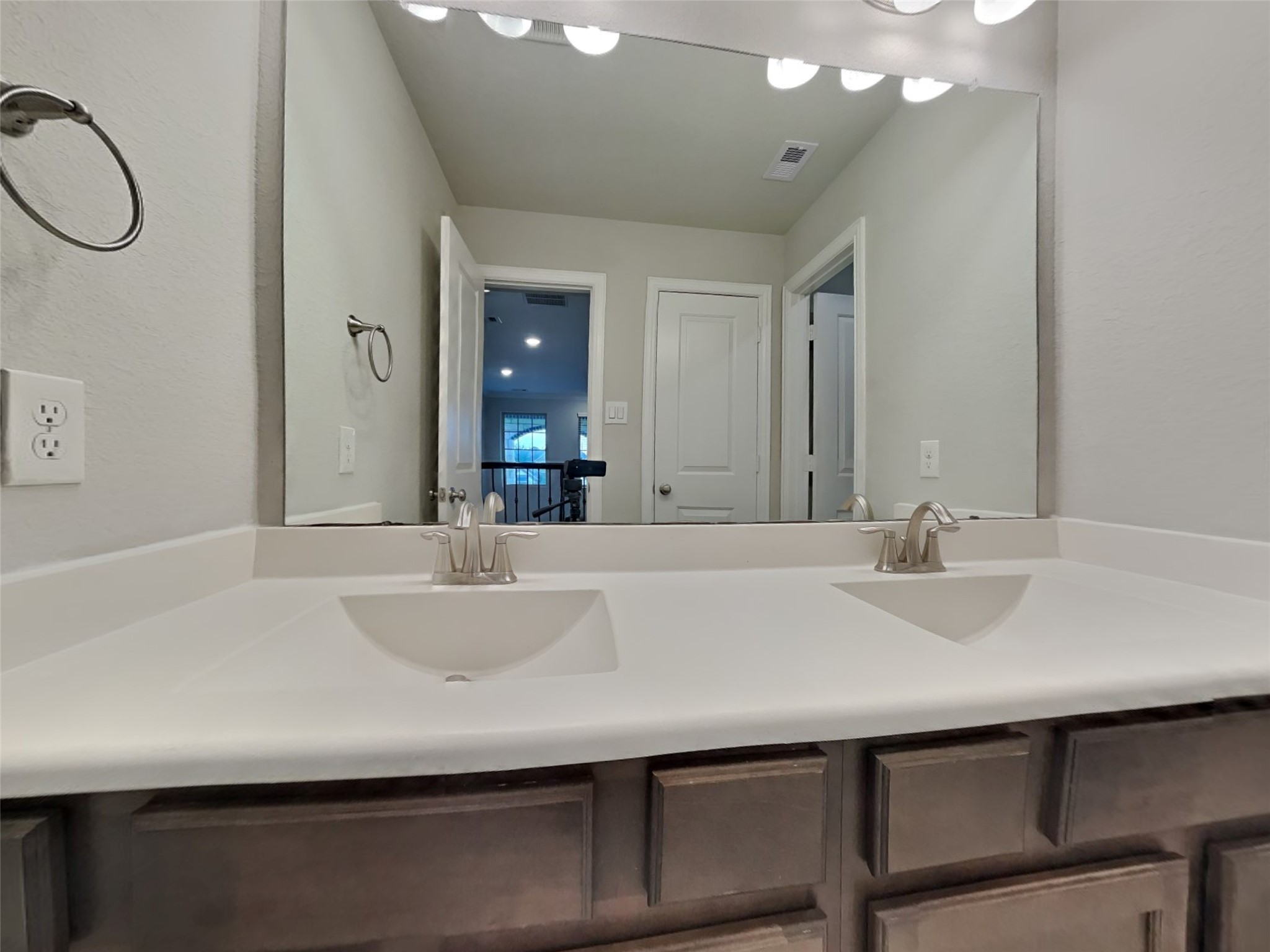 3434 Stablewood Grove Lane Spring, TX 77386 - Photo 19 of 22 a bathroom with a sink and a mirror