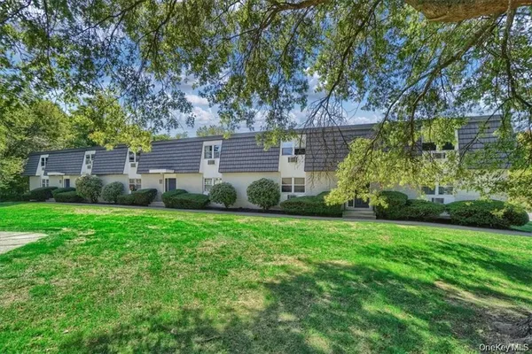 $255,000 | 5 White Gate Road, Unit A, Wappingers Falls, NY 12590