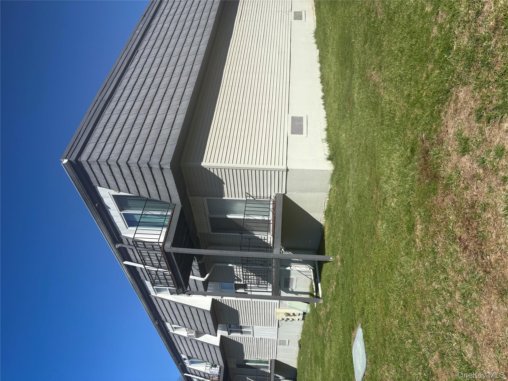 5 White Gate Road, Unit A Wappingers Falls, NY 12590 - Photo 3 of 15