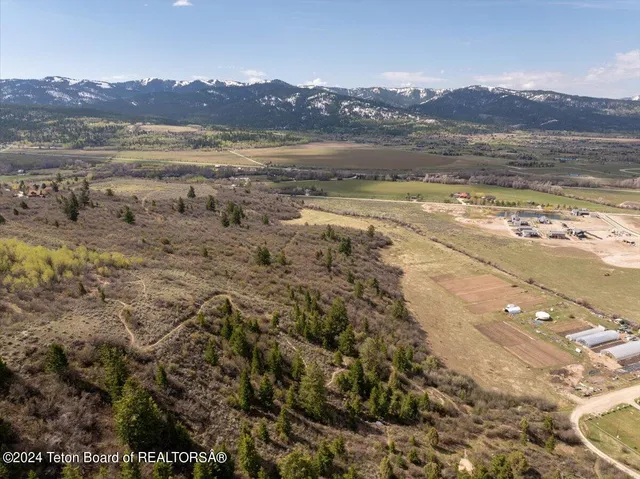 $167,500 | Lot 21 Tbd Old Jackson Hwy Drive, Victor, ID 83455