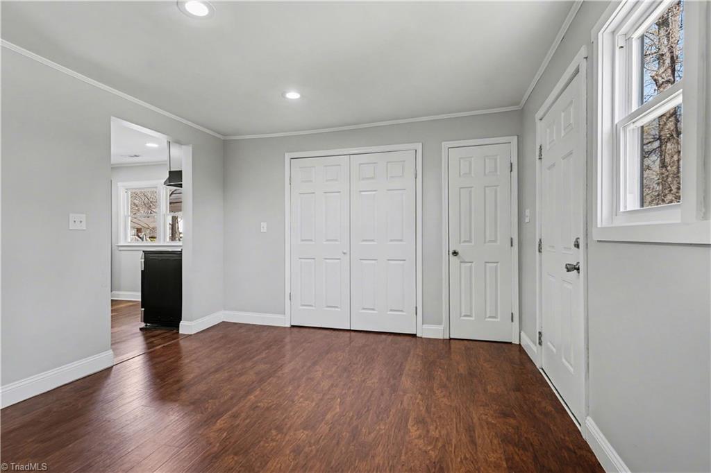 504 Ellwood Drive High Point, NC 27260 - Photo 12 of 27