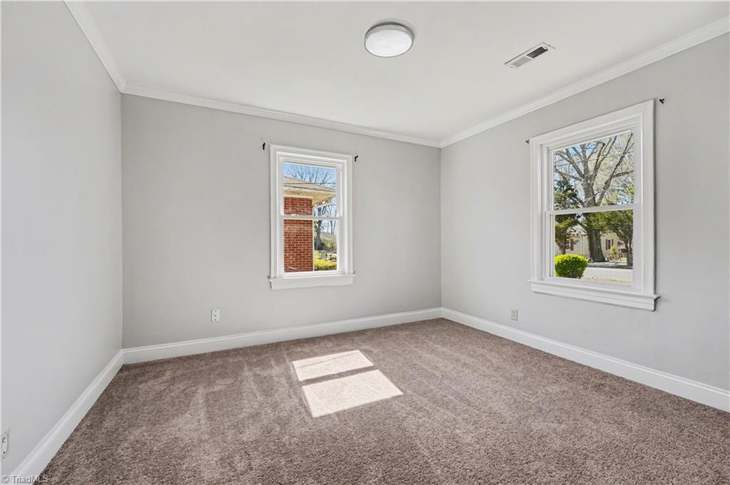 504 Ellwood Drive High Point, NC 27260 - Photo 18 of 27