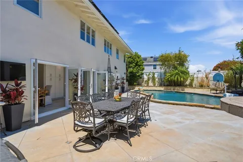 $2,895,000 | 16642 Melville Circle, Huntington Beach, CA 92649