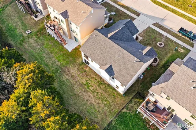 $349,900 | 506 Horseshoe Bend Drive, Wentzville, MO 63385