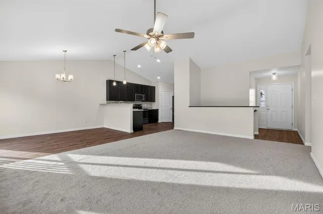 $349,900 | 506 Horseshoe Bend Drive, Wentzville, MO 63385