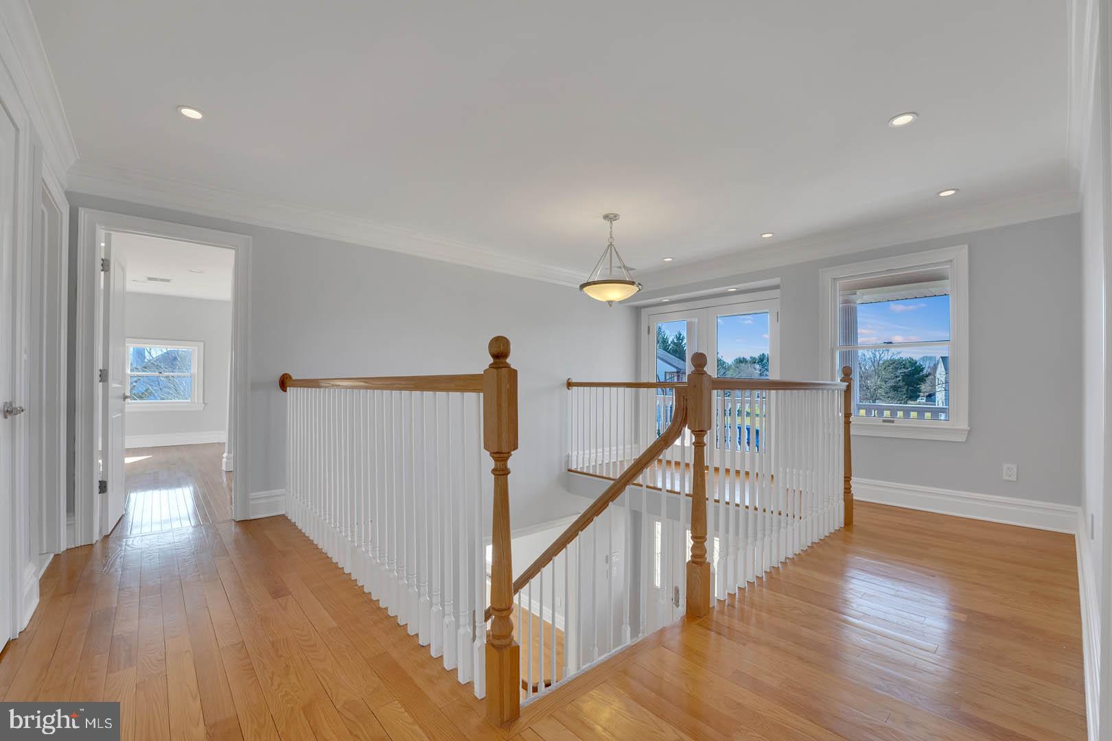 42 Brookfield Way Princeton Junction, NJ 08550 - Photo 30 of 48 2nd floor hallway