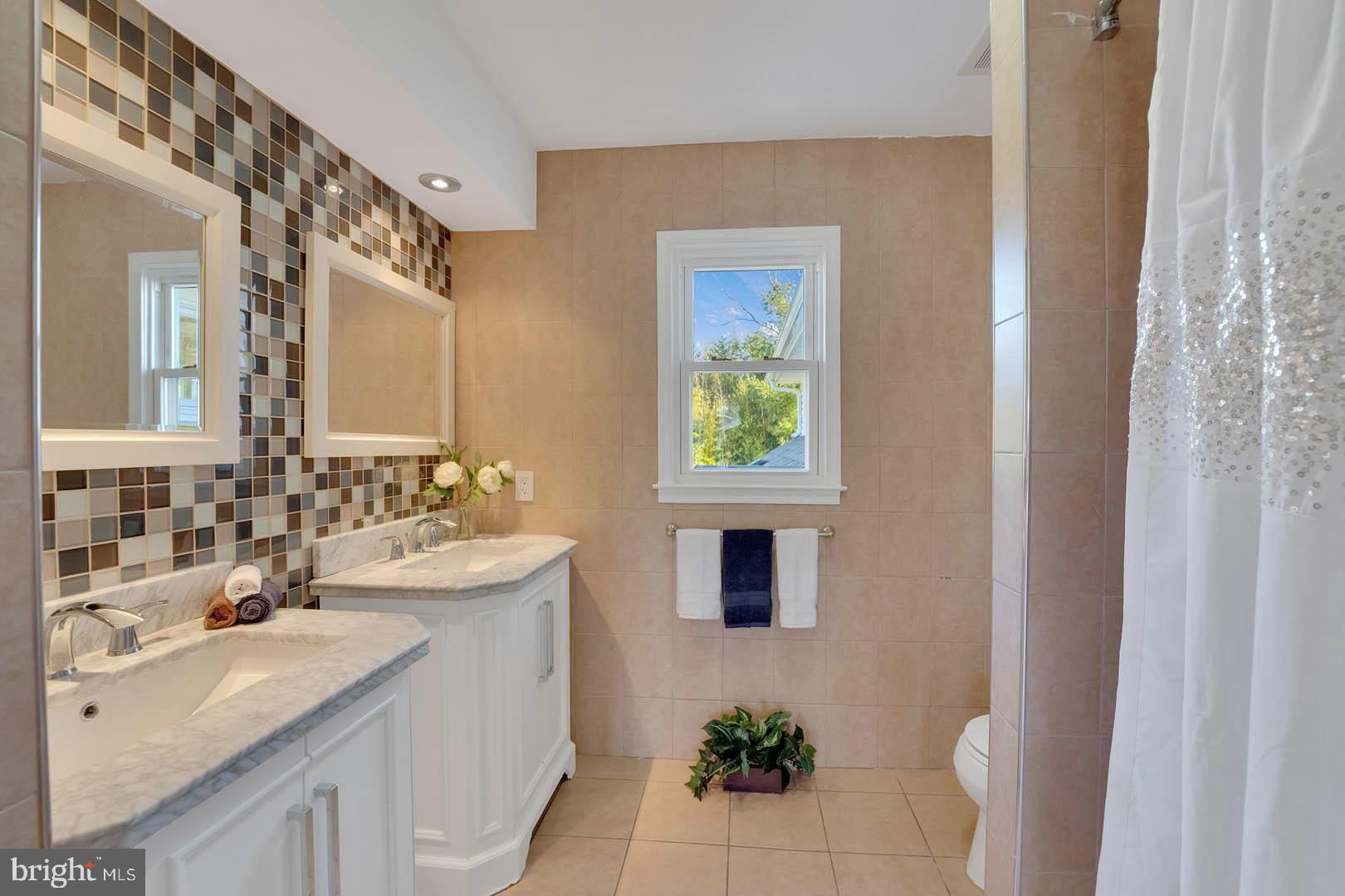 42 Brookfield Way Princeton Junction, NJ 08550 - Photo 36 of 48 3rd full bathroom